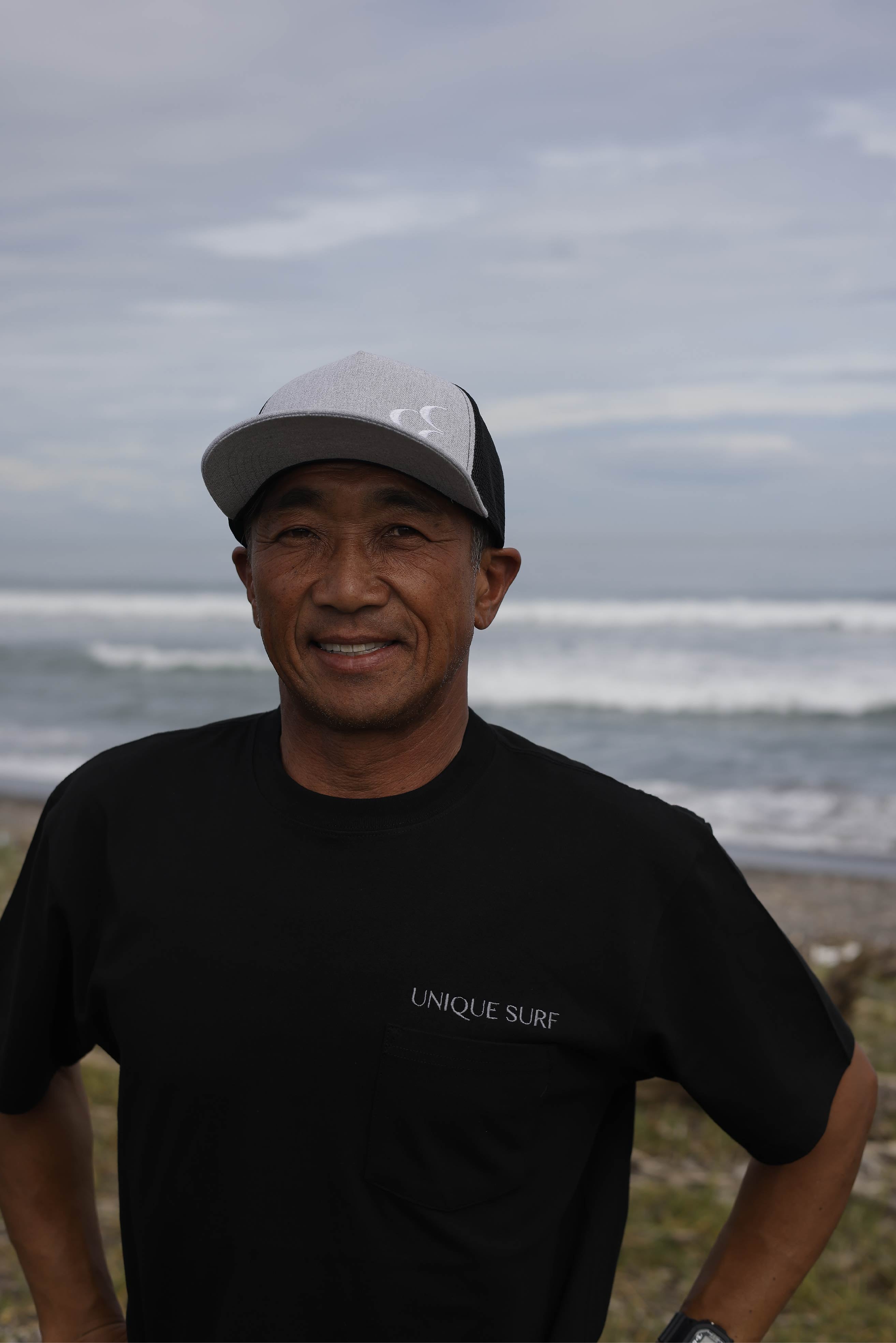 スケールロゴ メッシュキャップ | UNIQUE SURF