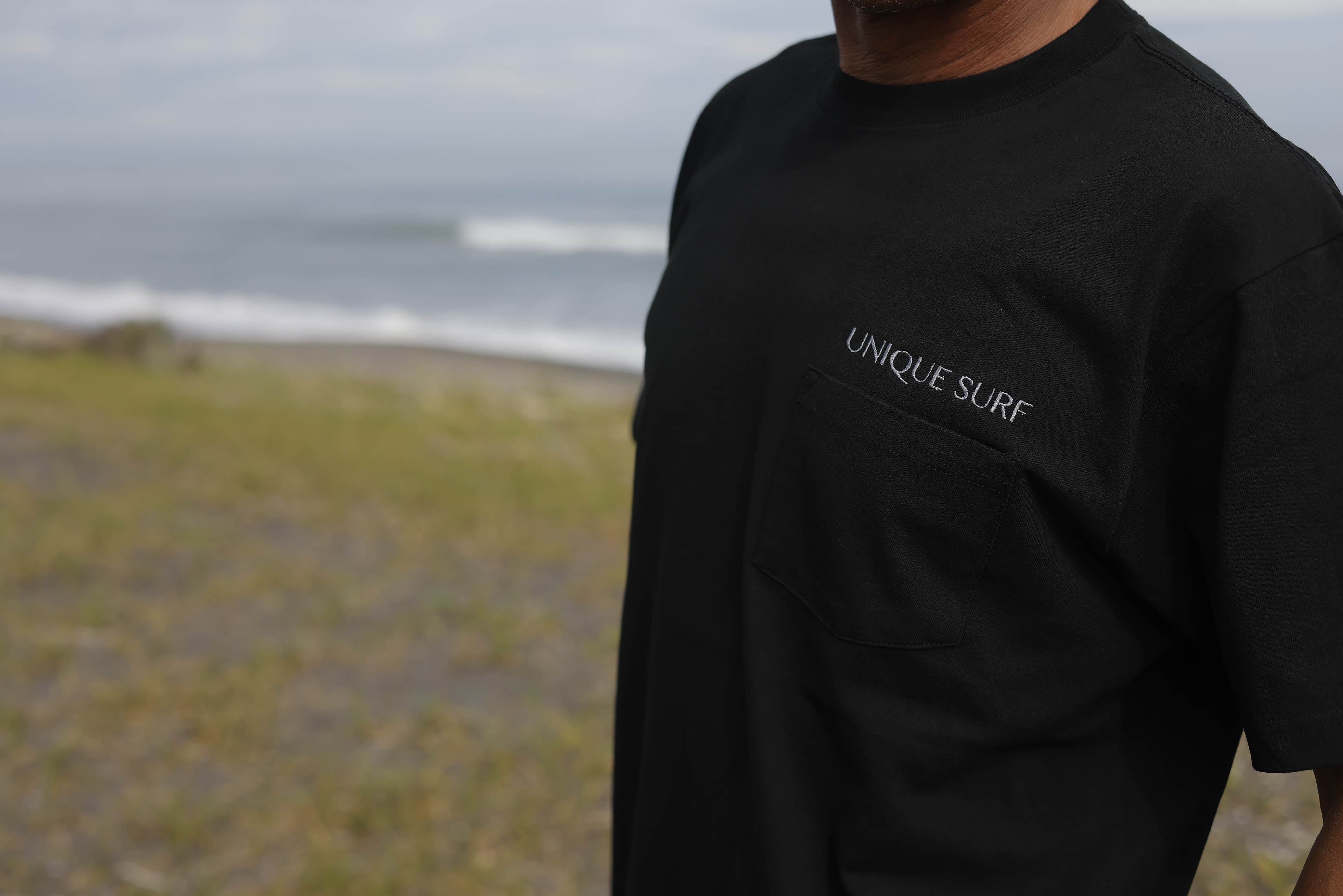 ポケットロゴ刺繍 TEE | UNIQUE SURF